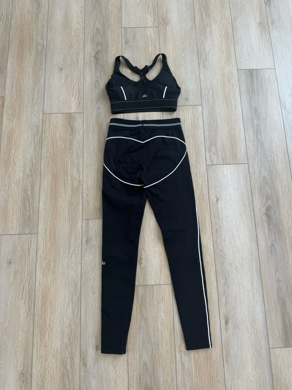 ALO Yoga Black Leggings & Sports Bra Set with White Piping
